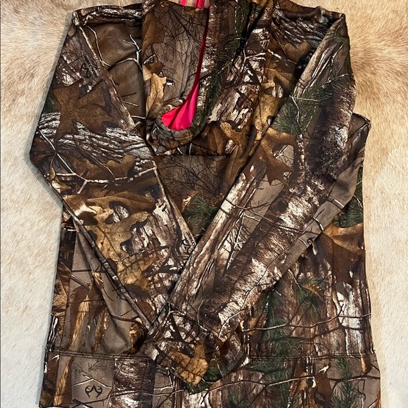 Camo and Pink Hoodie - Picture 7 of 7